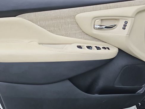 Used 2021 Nissan Murano SL AWD/4WD image 10