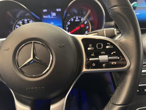 Certified 2022 Mercedes-Benz GLC 300 image 18