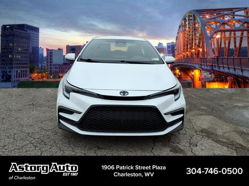 Used 2023 Toyota Corolla SE image 8