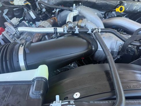Used 2025 Ford F250 Lariat w/ FX4 Off-Road Package AWD/4WD image 41