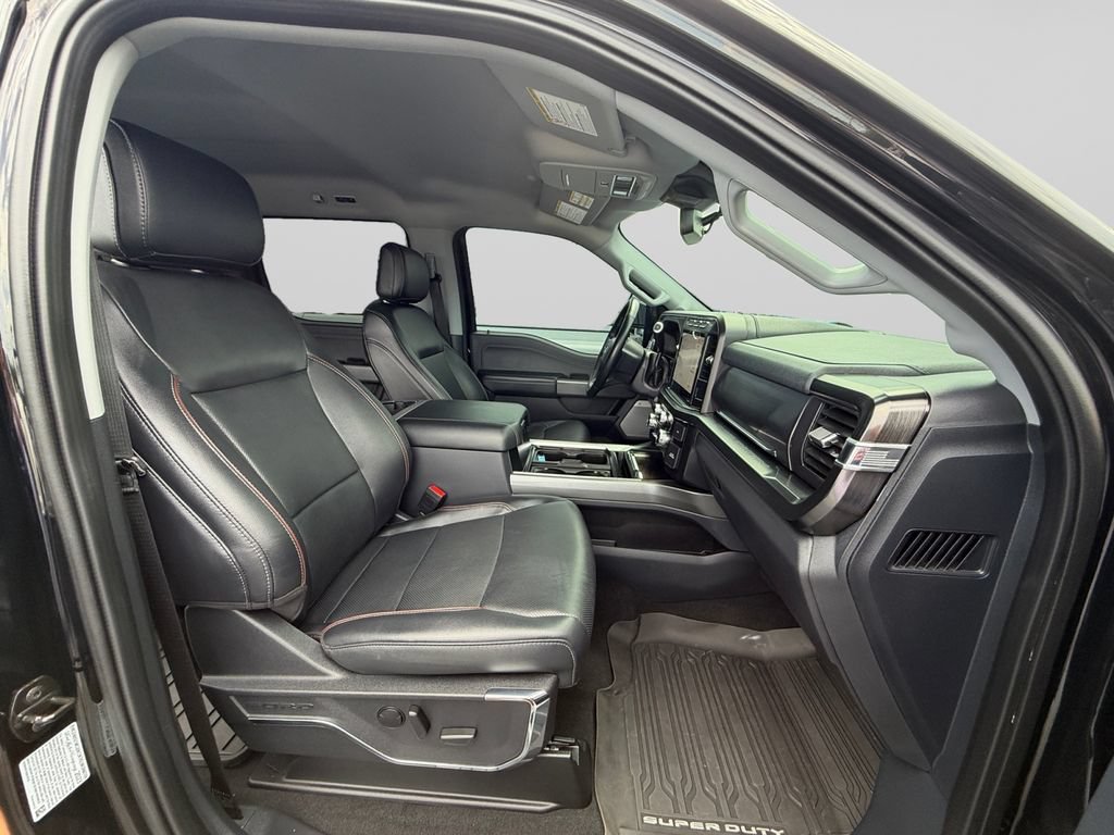 Used 2023 Ford F250 Lariat w/ Sport Appearance Package AWD/4WD image 15