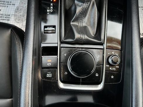 Used 2022 MAZDA MAZDA3 s image 19