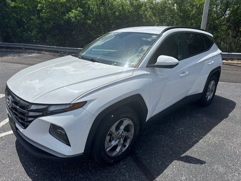 Used 2024 Hyundai Tucson SEL FWD image 1