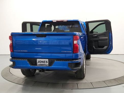 Used 2023 Chevrolet Silverado 1500 Custom AWD/4WD image 14