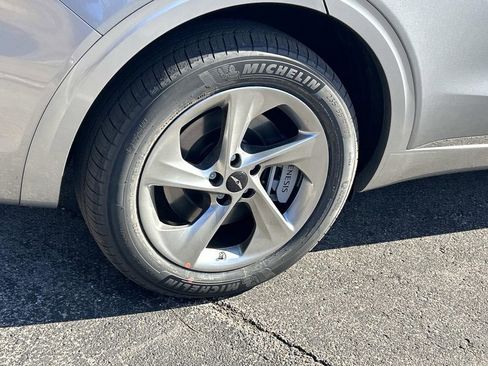 New 2026 Genesis GV70 2.5T Advanced image 11