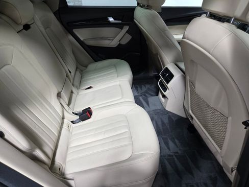 Used 2018 Audi Q5 2.0T Premium Plus w/ Premium Plus Package image 52