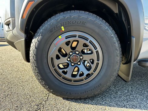 New 2026 Nissan Frontier Pro-X w/ Pro Premium Package RWD image 11