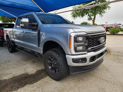 Used 2023 Ford F250 Lariat w/ Lariat Ultimate Package AWD/4WD image 1