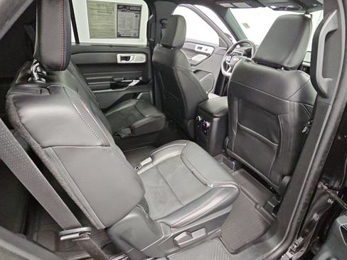 Used 2023 Ford Explorer ST w/ Equipment Group 401A AWD/4WD image 40