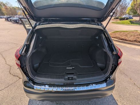 Used 2022 Nissan Rogue Sport SL w/ Premium Package image 15