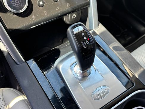 Used 2022 Land Rover Discovery Sport S AWD/4WD image 19