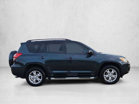 Used 2012 Toyota RAV4 FWD w/ Upgrade Value Pkg image 4