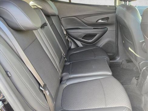 Used 2022 Buick Encore Preferred image 19