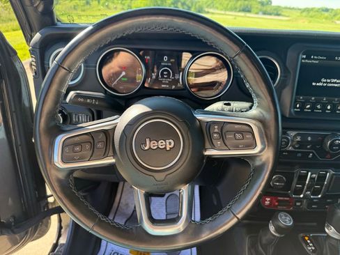 Used 2022 Jeep Wrangler Unlimited Rubicon 4xe w/ Steel Bumper Group AWD/4WD image 25