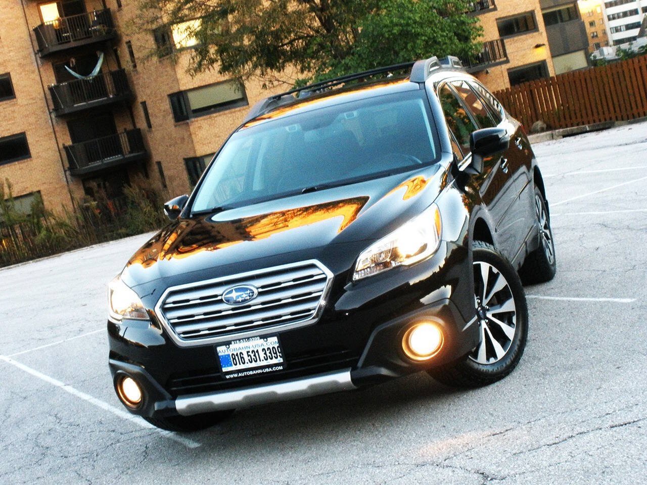 Used 2016 Subaru Outback 2.5i Limited AWD/4WD image 8