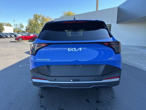 New 2026 Kia Sportage EX w/ EX Panorama Roof Package image 7