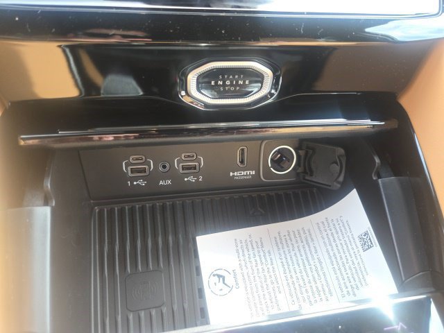 New 2027 Jeep Grand Cherokee Summit w/ MOPAR Finishing Package AWD/4WD image 14