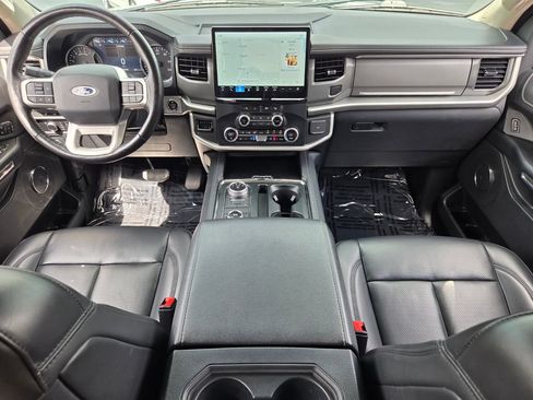 Used 2024 Ford Expedition Max XLT AWD/4WD image 14