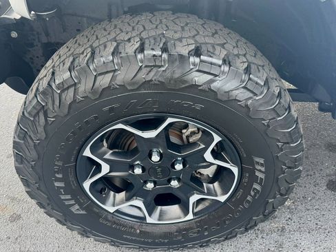 Used 2022 Jeep Wrangler Unlimited Rubicon 4xe w/ Cold Weather Group image 17