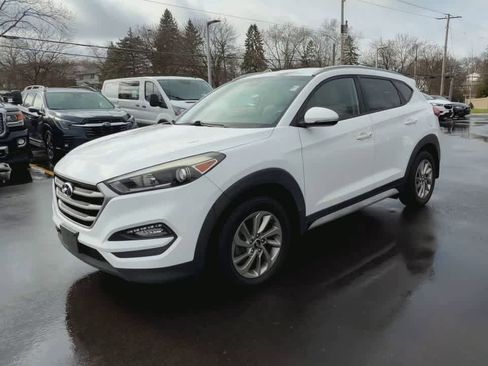 Used 2017 Hyundai Tucson SE Plus image 4