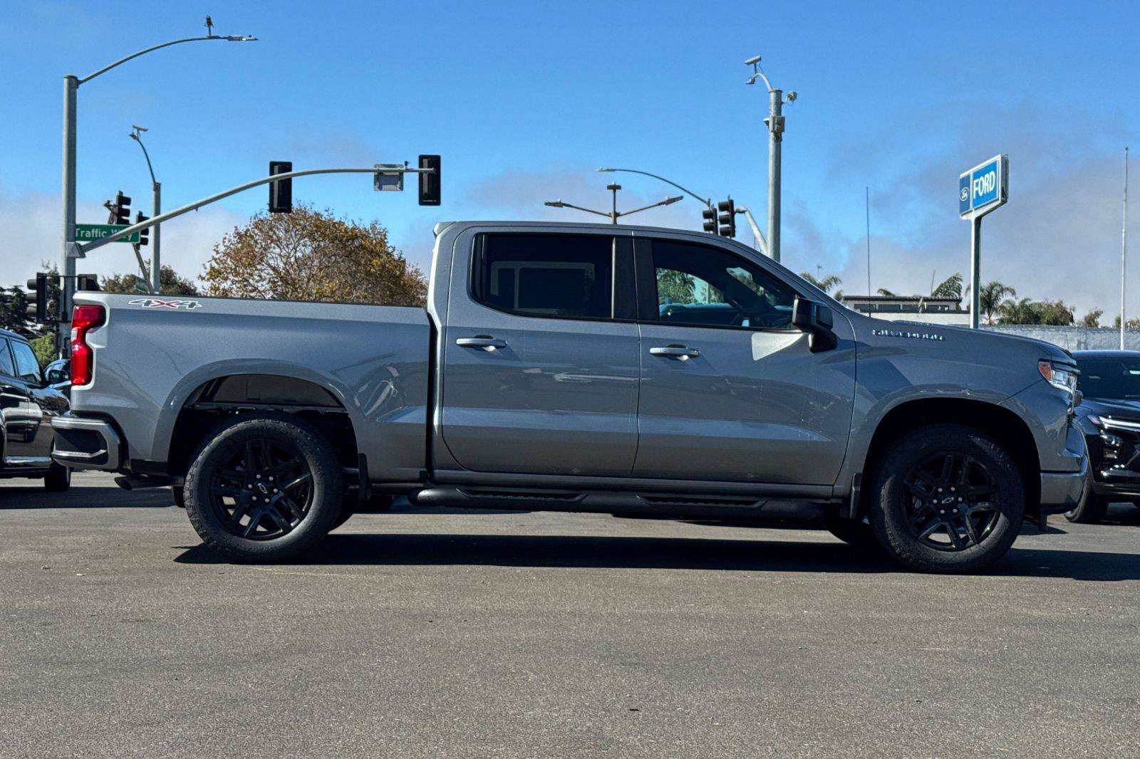 New 2026 Chevrolet Silverado 1500 RST w/ RST Select Package AWD/4WD image 4