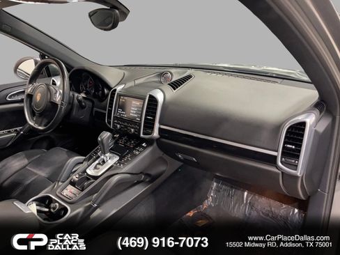 Used 2014 Porsche Cayenne AWD/4WD image 23