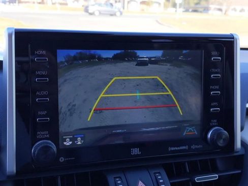 Used 2021 Toyota RAV4 Limited image 21