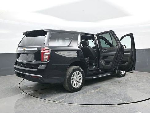 Used 2023 Chevrolet Tahoe LT w/ Luxury Package AWD/4WD image 27
