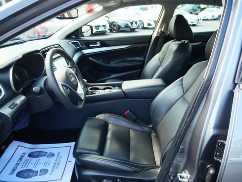 Used 2017 Nissan Maxima 3.5 SL FWD image 10