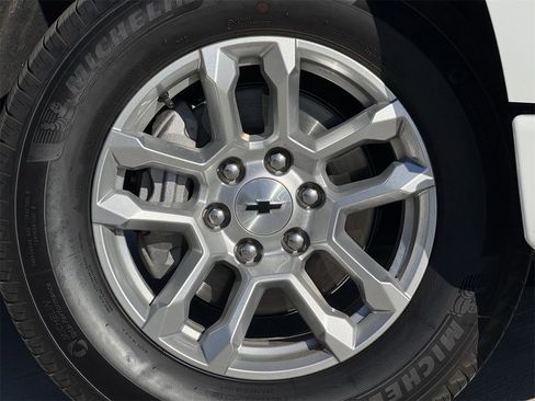 Certified 2026 Chevrolet Silverado 1500 RST image 10