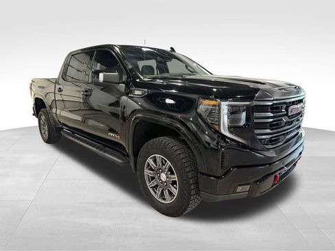 Used 2024 GMC Sierra 1500 AT4 w/ AT4 Premium Package AWD/4WD image 3