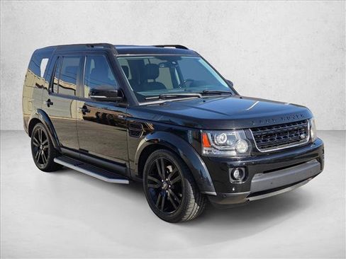 Used 2016 Land Rover LR4 HSE image 3