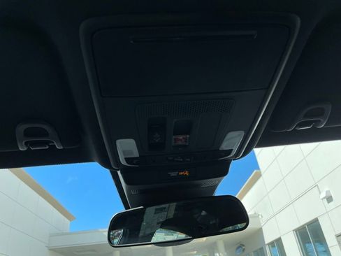 Used 2025 Honda Accord Sport image 16