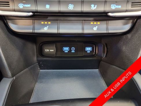 Used 2019 Hyundai Santa Fe Limited image 18