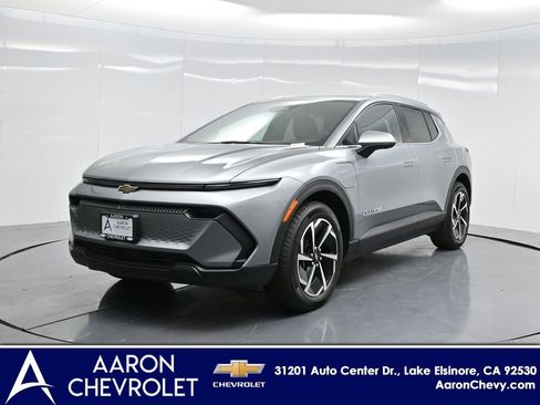 New 2026 Chevrolet Equinox EV LT image 1