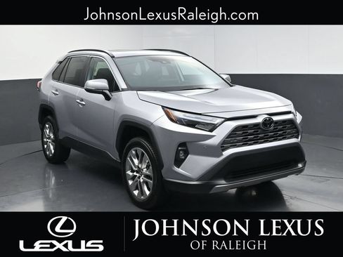 Used 2023 Toyota RAV4 Limited FWD image 3
