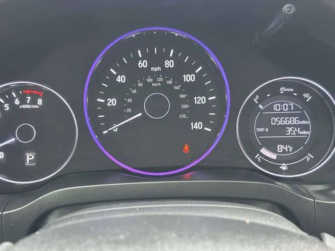 Used 2019 Honda HR-V LX image 18