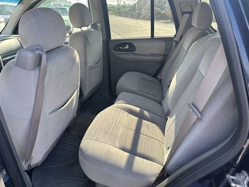 Used 2007 Chevrolet TrailBlazer LS AWD/4WD image 10