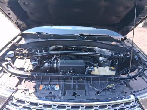 Used 2020 Ford Explorer Limited AWD/4WD image 27