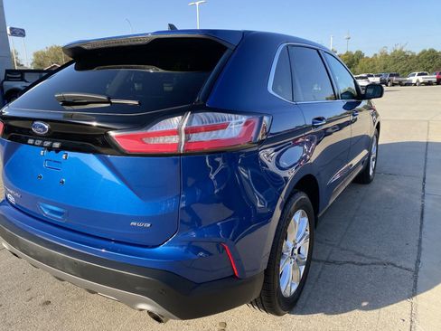 Used 2022 Ford Edge Titanium w/ Equipment Group 301A image 6