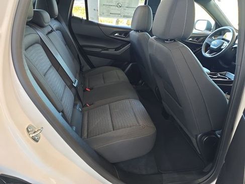 New 2025 Chevrolet Equinox LT image 27