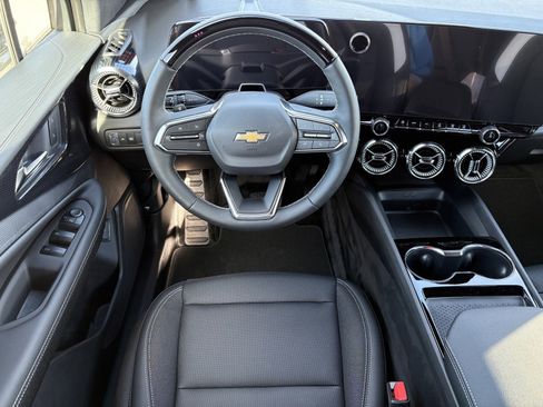 New 2026 Chevrolet Blazer EV LT w/ Super Cruise Package FWD image 13