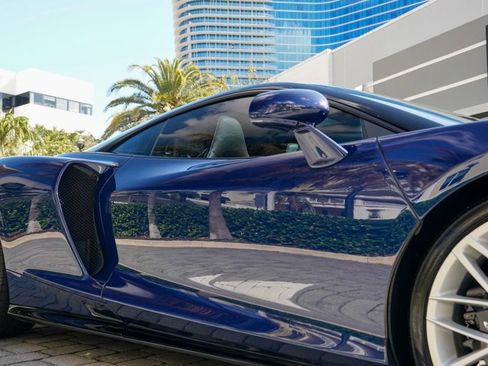 Used 2023 McLaren GT RWD image 36