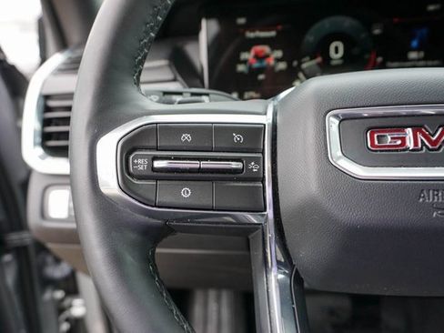 Used 2024 GMC Acadia Elevation image 25