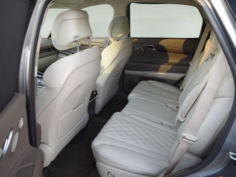 Used 2022 Genesis GV80 3.5T w/ Prestige Package 07 image 8