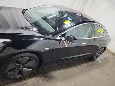 Used 2018 Tesla Model 3 Long Range AWD/4WD image 9
