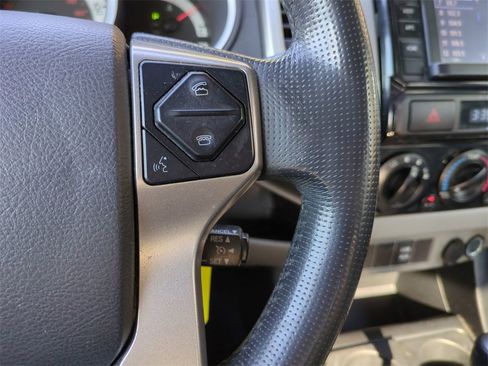 Used 2014 Toyota Tacoma PreRunner image 23