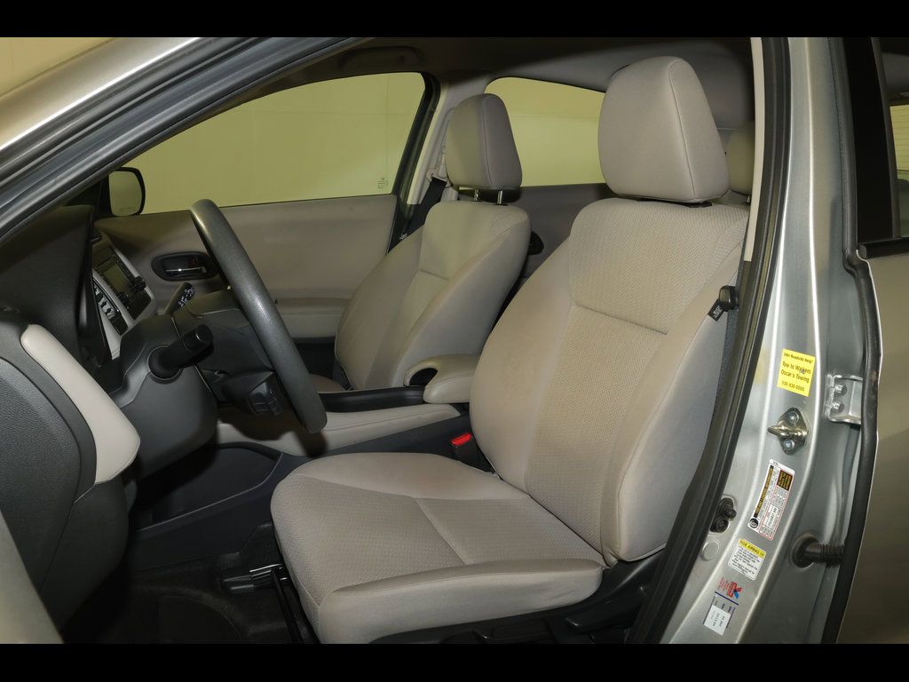Used 2016 Honda HR-V LX image 16