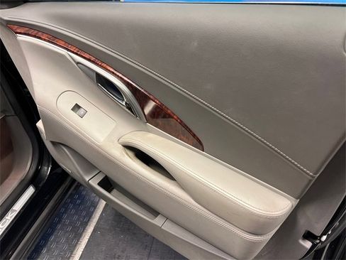 Used 2011 Buick LaCrosse CXS w/ Driver Confidence Package image 11