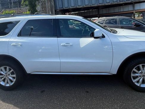 Used 2019 Dodge Durango SXT image 4